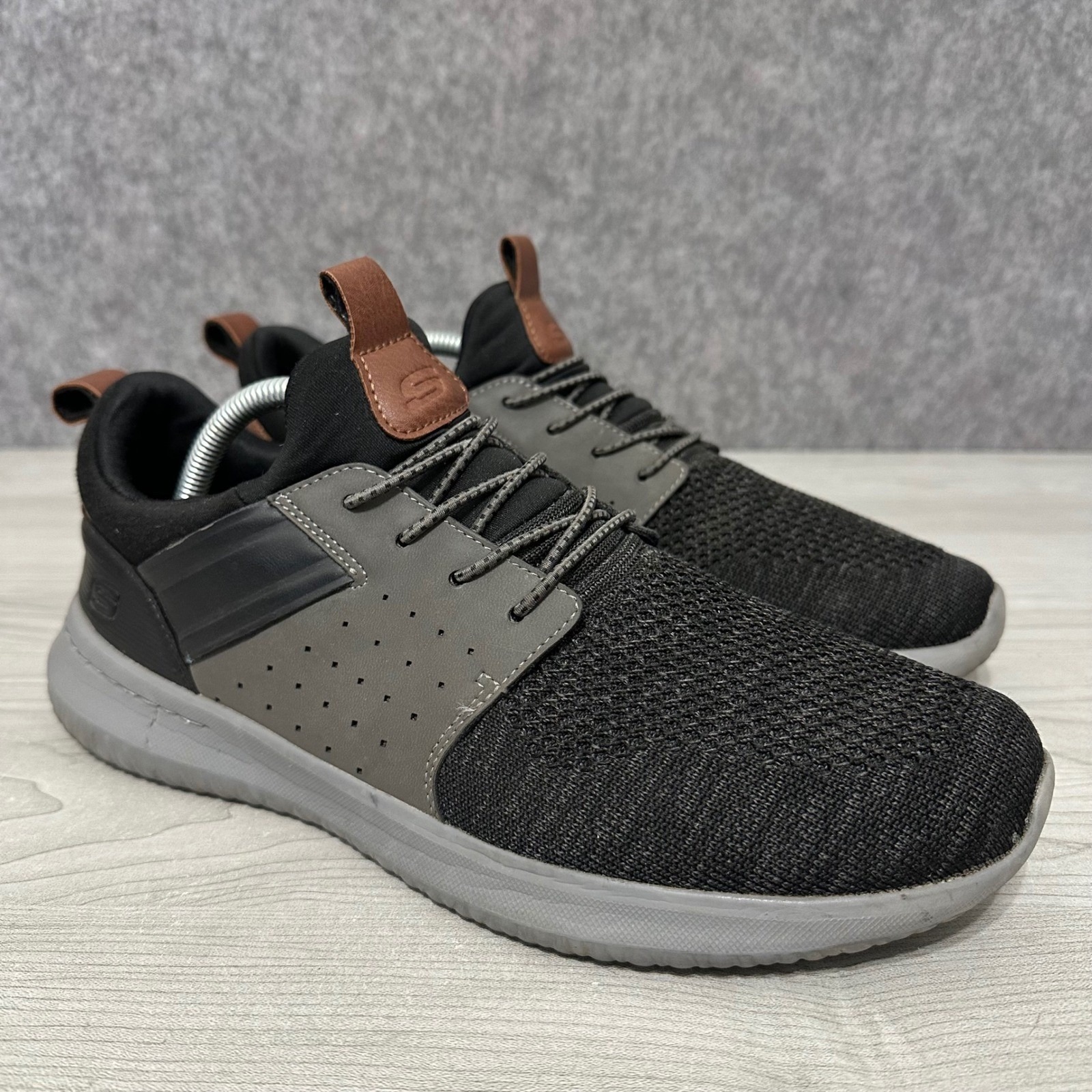 Skechers Mens Delson 3.0 Cicada Sneaker Black 56299 Bkgy Size 9.5 Classic Fit